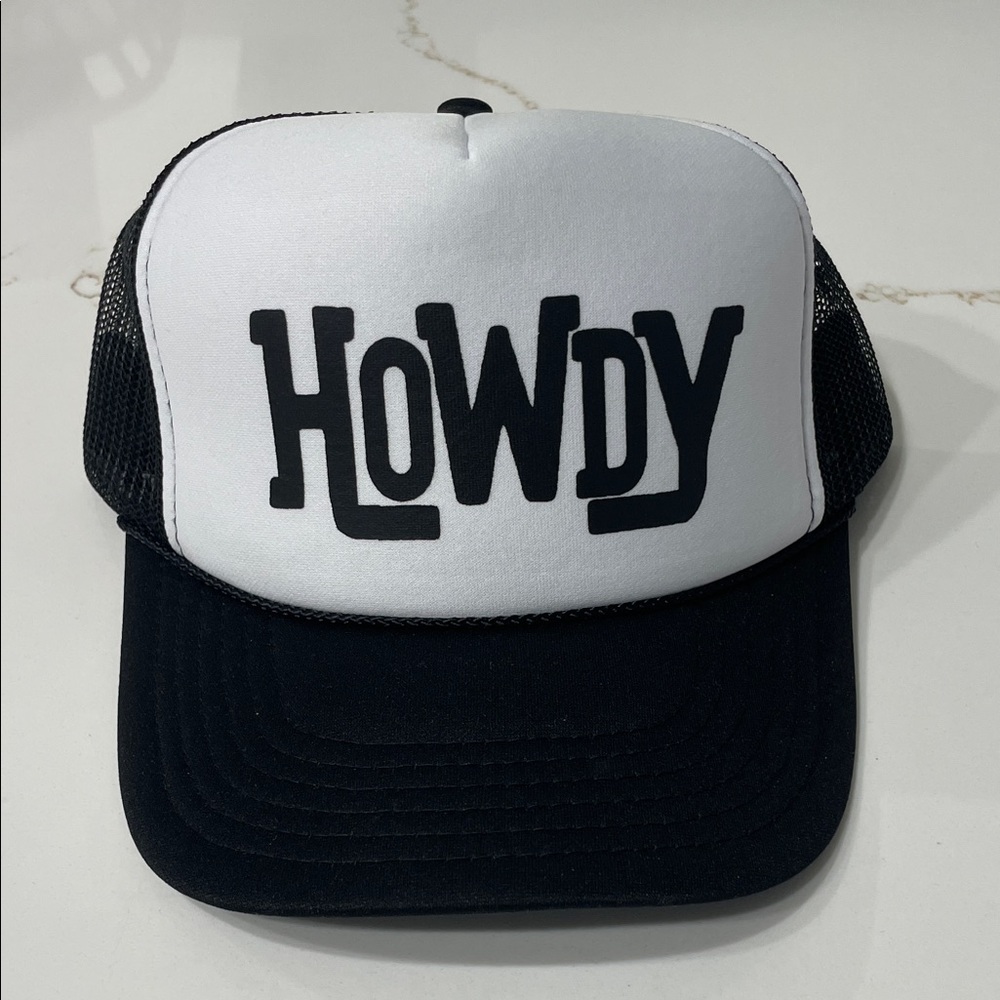 NWT HOWDY Black Mesh Otto Trucker Hat